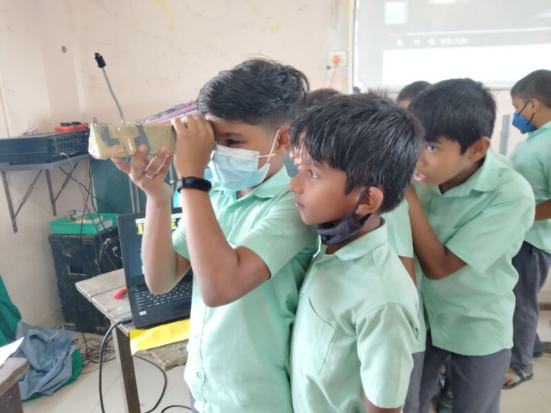 പ്രമാണം:19441-science fair6.jpg