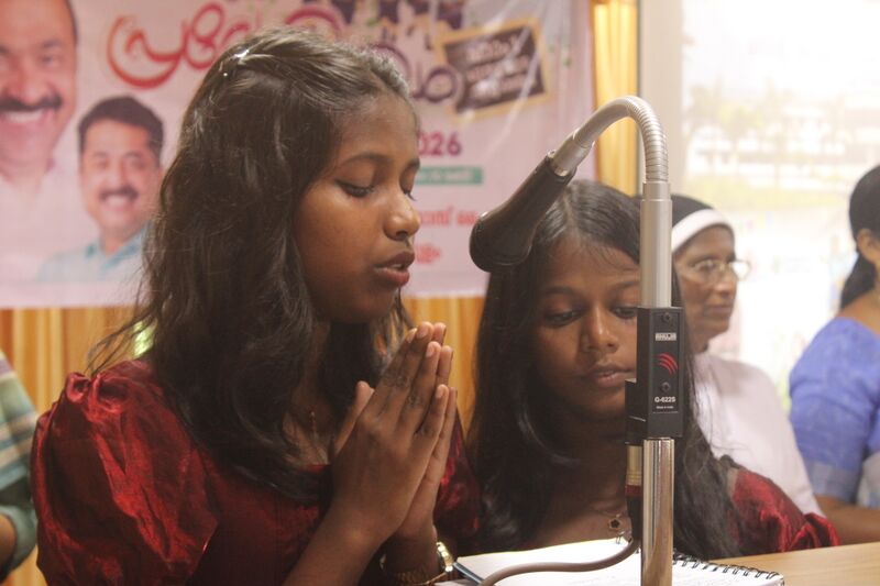 പ്രമാണം:28041 EKM preveshanolstavam 1 2026.JPG