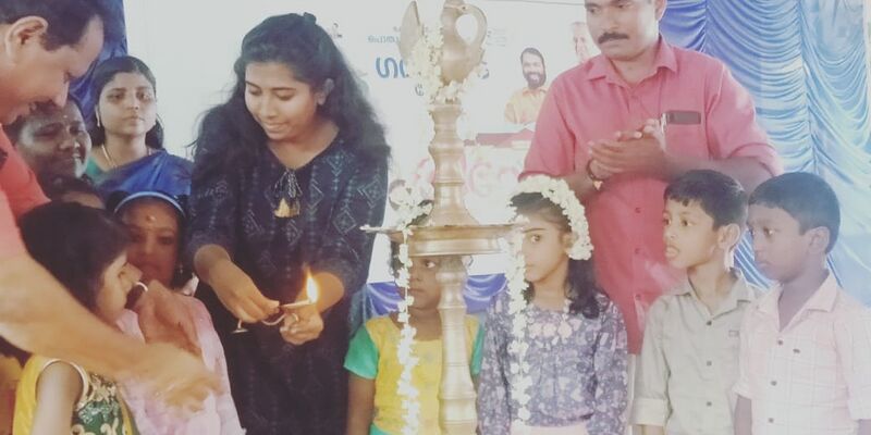 പ്രമാണം:44244pre arya.jpeg