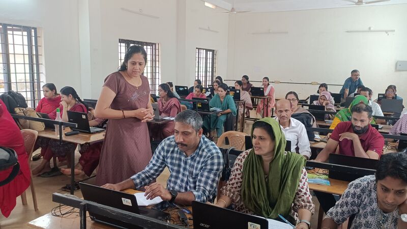 പ്രമാണം:Drcmlp tb std9 8.jpg