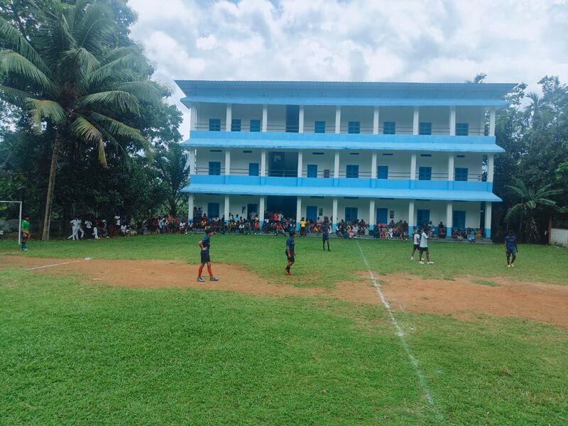 പ്രമാണം:Football match.jpg