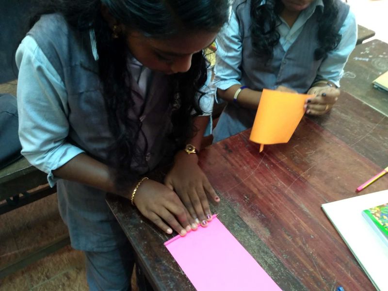 പ്രമാണം:Paper penB 37263.jpg