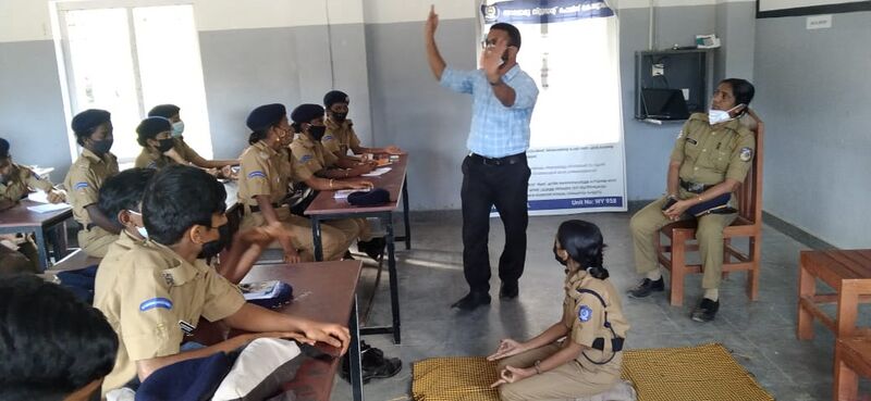 പ്രമാണം:Yoga by fayis.jpeg