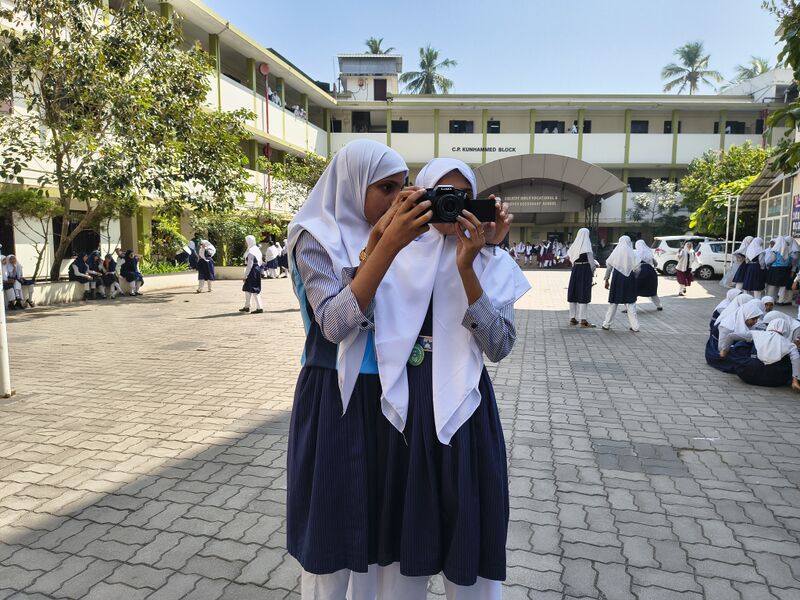 പ്രമാണം:17092-camera training 1.jpg