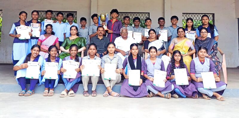 പ്രമാണം:21060 khs subjilla kalothsav3.jpg