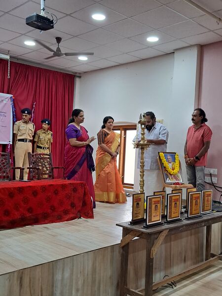 പ്രമാണം:43045 june 2.jpg