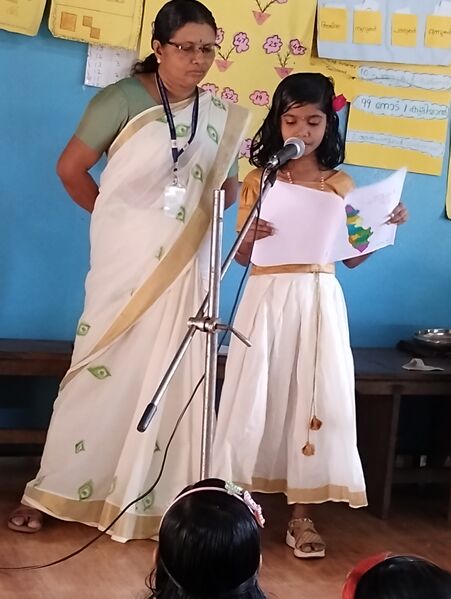 പ്രമാണം:44204 pathip prakasanam.jpg