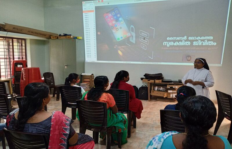 പ്രമാണം:46058-ALP-LKCS22-3 - Nishamol Antony.jpg