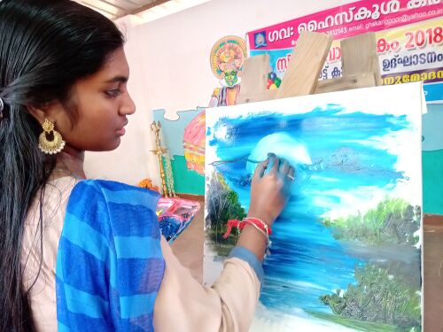 വർണത്തുടിപ്പ്...മഹേശ്വരി