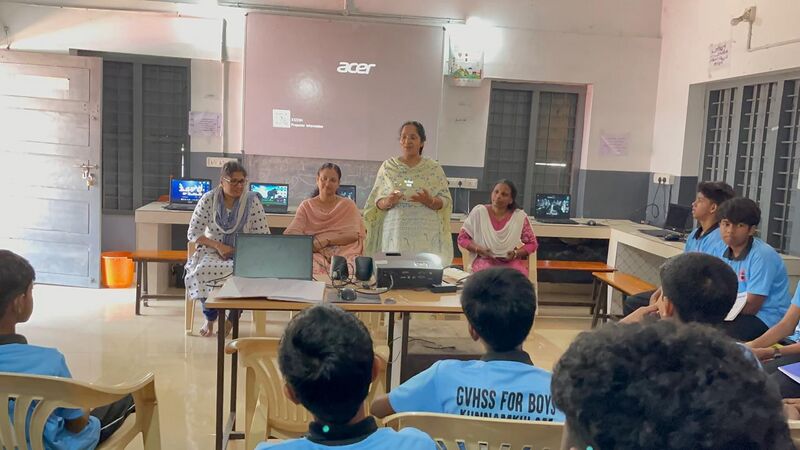 പ്രമാണം:LK ING.jpg