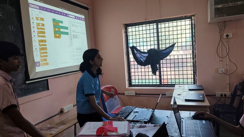 പ്രമാണം:12027 robotic3.jpg