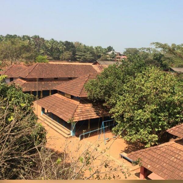 പ്രമാണം:20536 schoolphoto2.jpeg