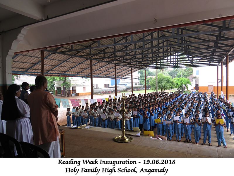 പ്രമാണം:25024readingweek (2).JPG