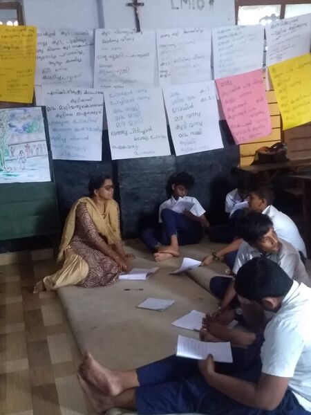 പ്രമാണം:26013 Malayala Thilakkam 1.jpeg