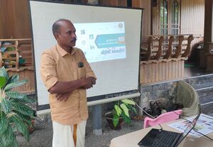 34013lkparents class25b.jpg