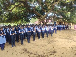 43007 school assembly.jpg