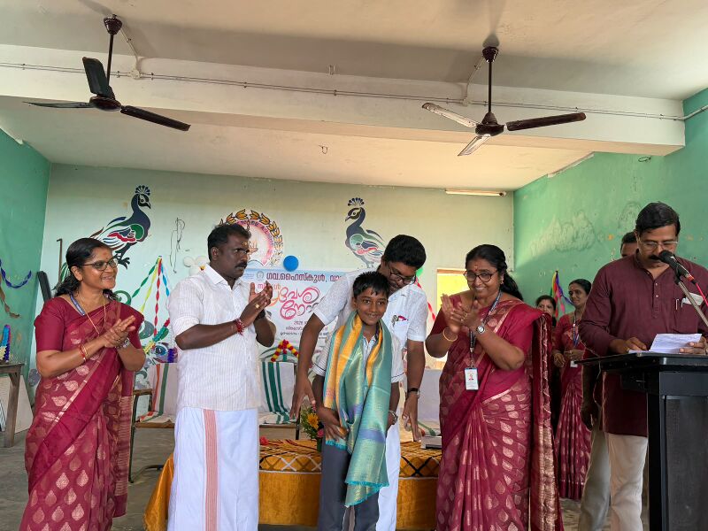 പ്രമാണം:43069 pravesh 2.jpeg