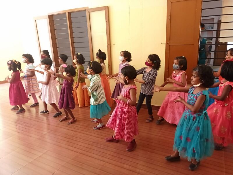 പ്രമാണം:44013 L11.jpg