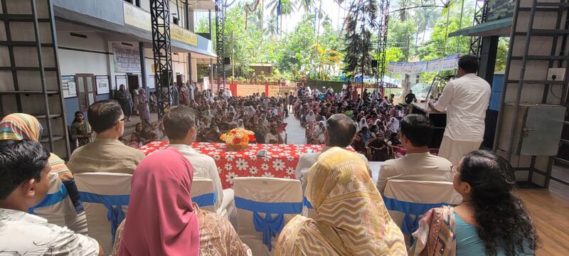 പ്രമാണം:47571-PRAVESANOLSAV 2025-2.jpeg.jpeg