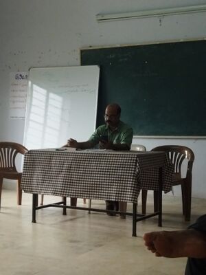 16064 HS Training English.jpg