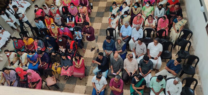 പ്രമാണം:20002 tinkering8.jpg