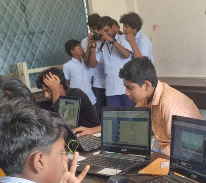 പ്രമാണം:21060-lk Image7.png