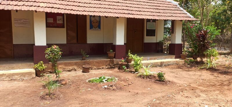 പ്രമാണം:21337 garden20211.jpeg