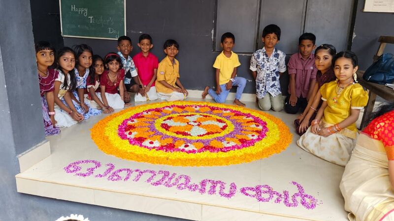 പ്രമാണം:21706 onam 2024 01.jpg