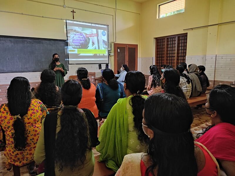 പ്രമാണം:23048-TSR-LKCS-3 - Reshma Mathews.jpg