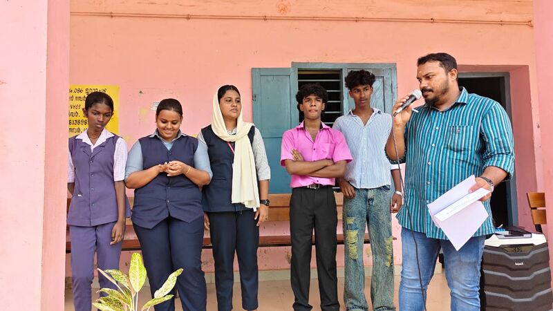 പ്രമാണം:28030 school parliament2.jpg