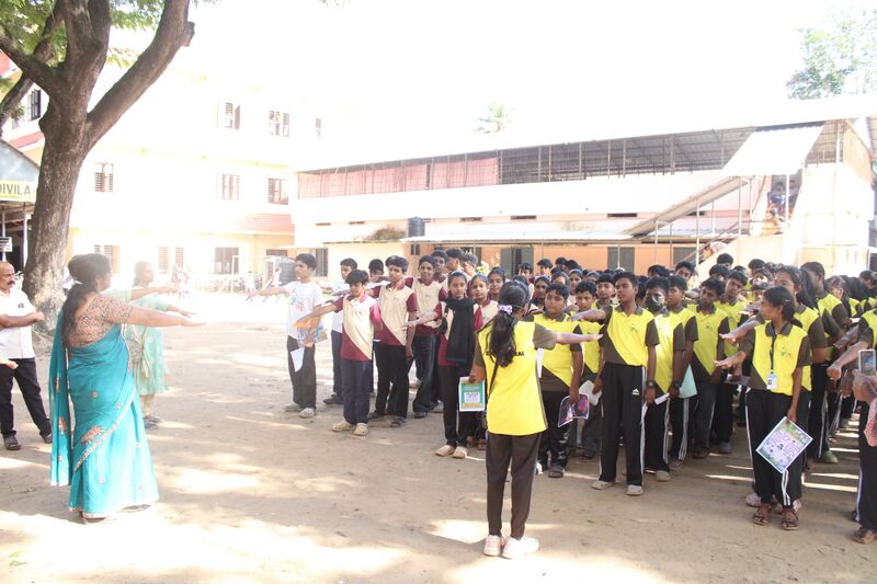 പ്രമാണം:41075 assembly 1.JPG