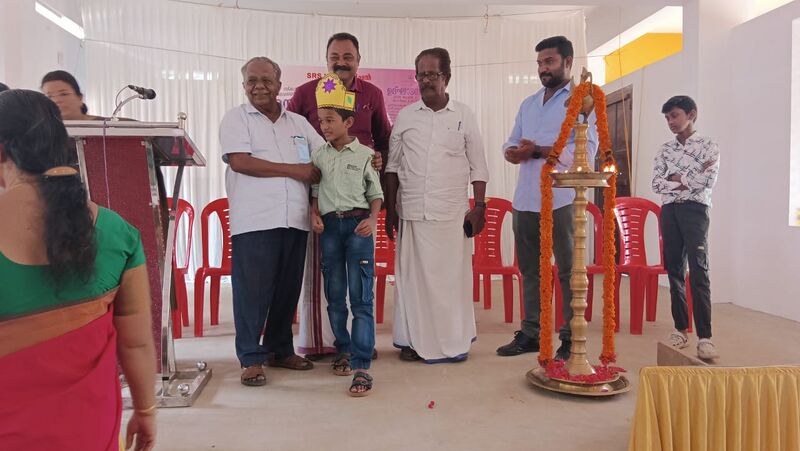 പ്രമാണം:44250 Praveshanolsavam 2025 3.jpg