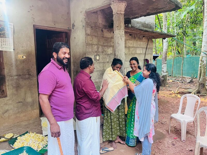 പ്രമാണം:BS TVM 44066 67c.jpeg