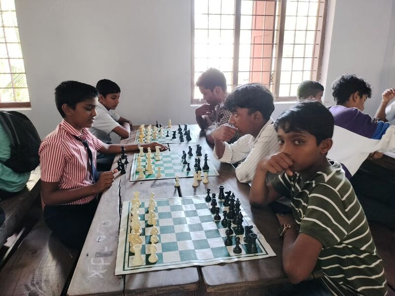 പ്രമാണം:Chess 35052 23 (4).jpg