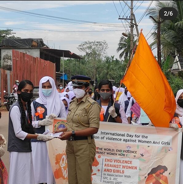 പ്രമാണം:Orange day.jpg