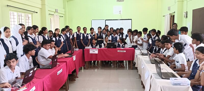 പ്രമാണം:RE24 KKD 47106 9.jpg