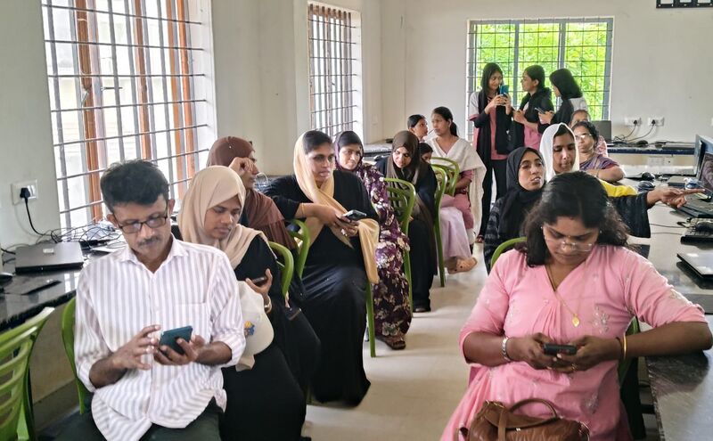 പ്രമാണം:18032-AI Training 1.jpg