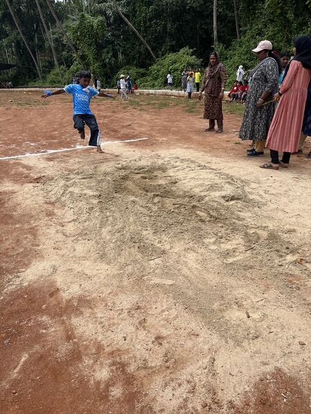 പ്രമാണം:19856 Sports 25 6.jpg