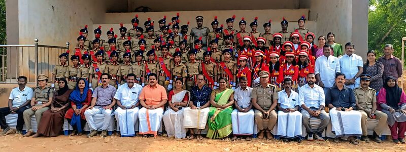 പ്രമാണം:20036 SPC Passing out 1.jpg