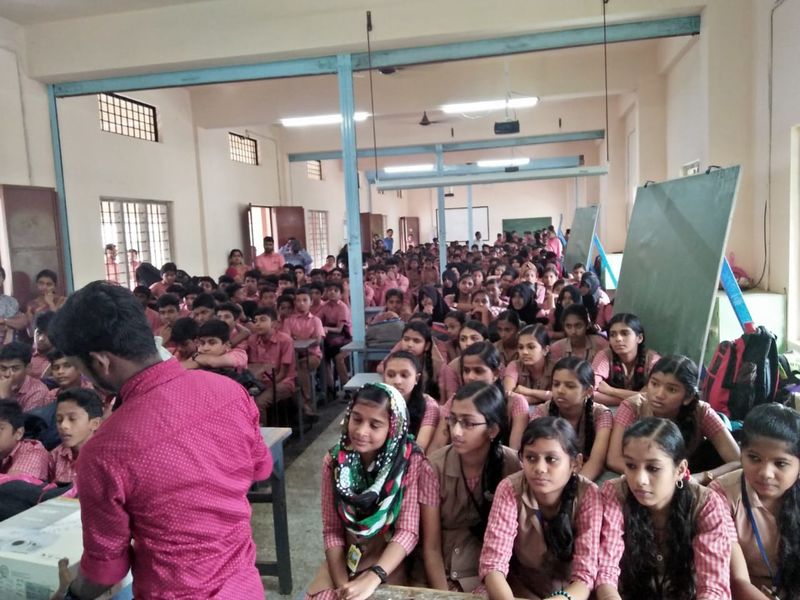 പ്രമാണം:21077 drug1.jpg