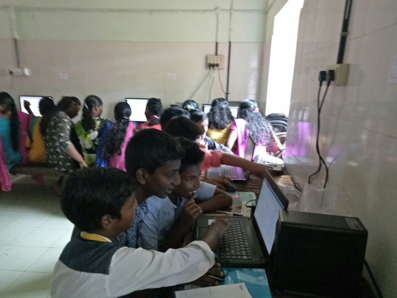 പ്രമാണം:44019 10000.jpg