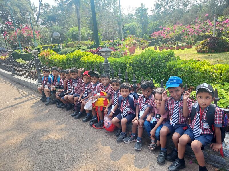 പ്രമാണം:44223 pre tour 2.jpg