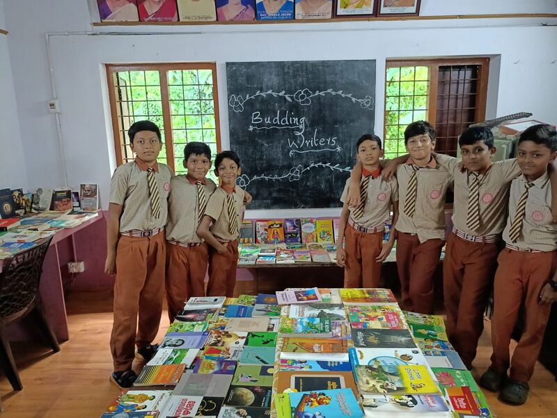 പ്രമാണം:Budding Writers 24358.jpeg