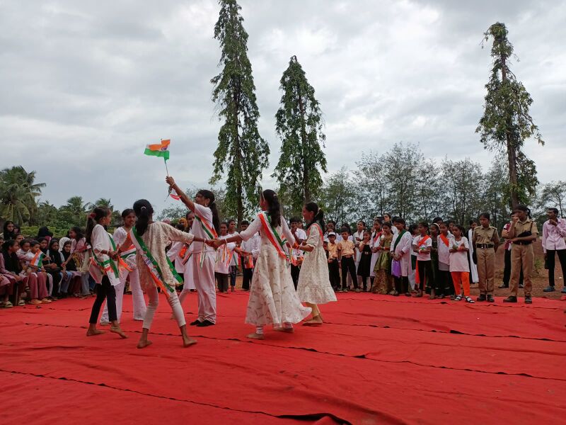 പ്രമാണം:Independence day 11009 .jpeg