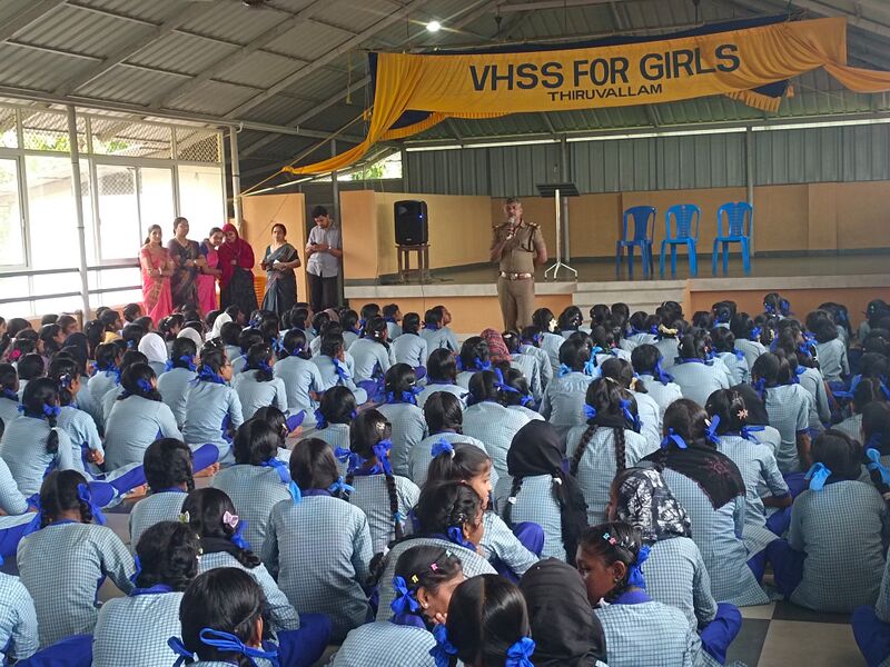 പ്രമാണം:June26 tvm 43068 2.jpg