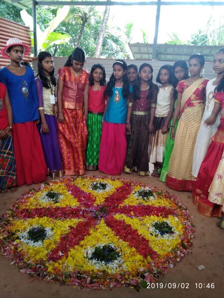 പ്രമാണം:School UP section pookalam.jpg