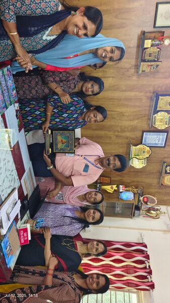 പ്രമാണം:യാത്രയയപ്പ് 15086.jpg