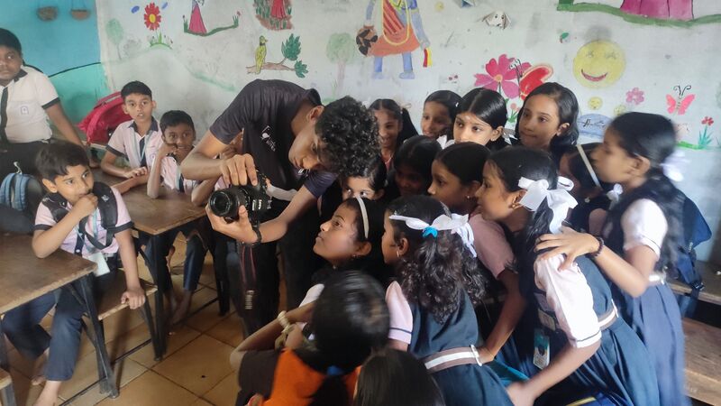 പ്രമാണം:18125 253.jpg