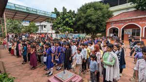 19854-hiroshima nagasaki day 1.jpg