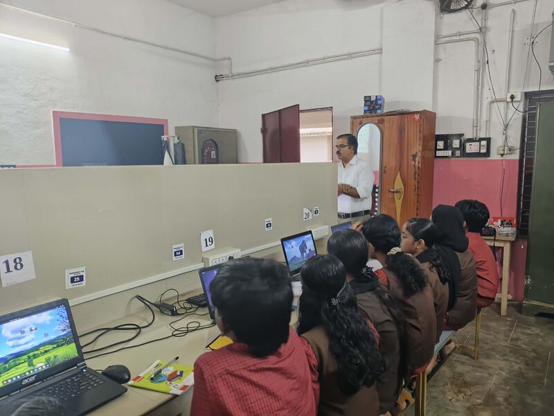 പ്രമാണം:20047-preliminary camp3.jpg